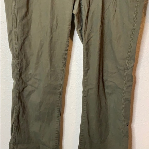 Women’s North Face Recreation Roll-Up Pants - Picture 3 of 8